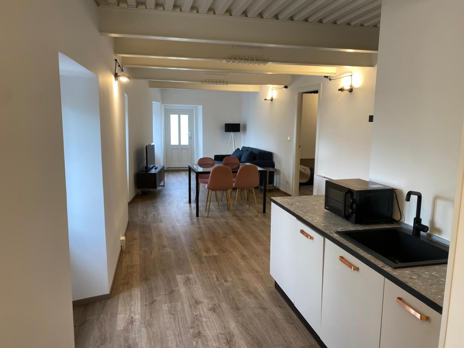 Al Fronte Mare Suites Apartments Múggia Esterno foto